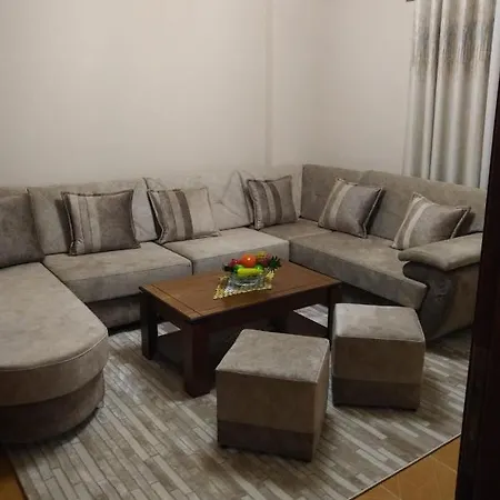 Tirana Apartment *